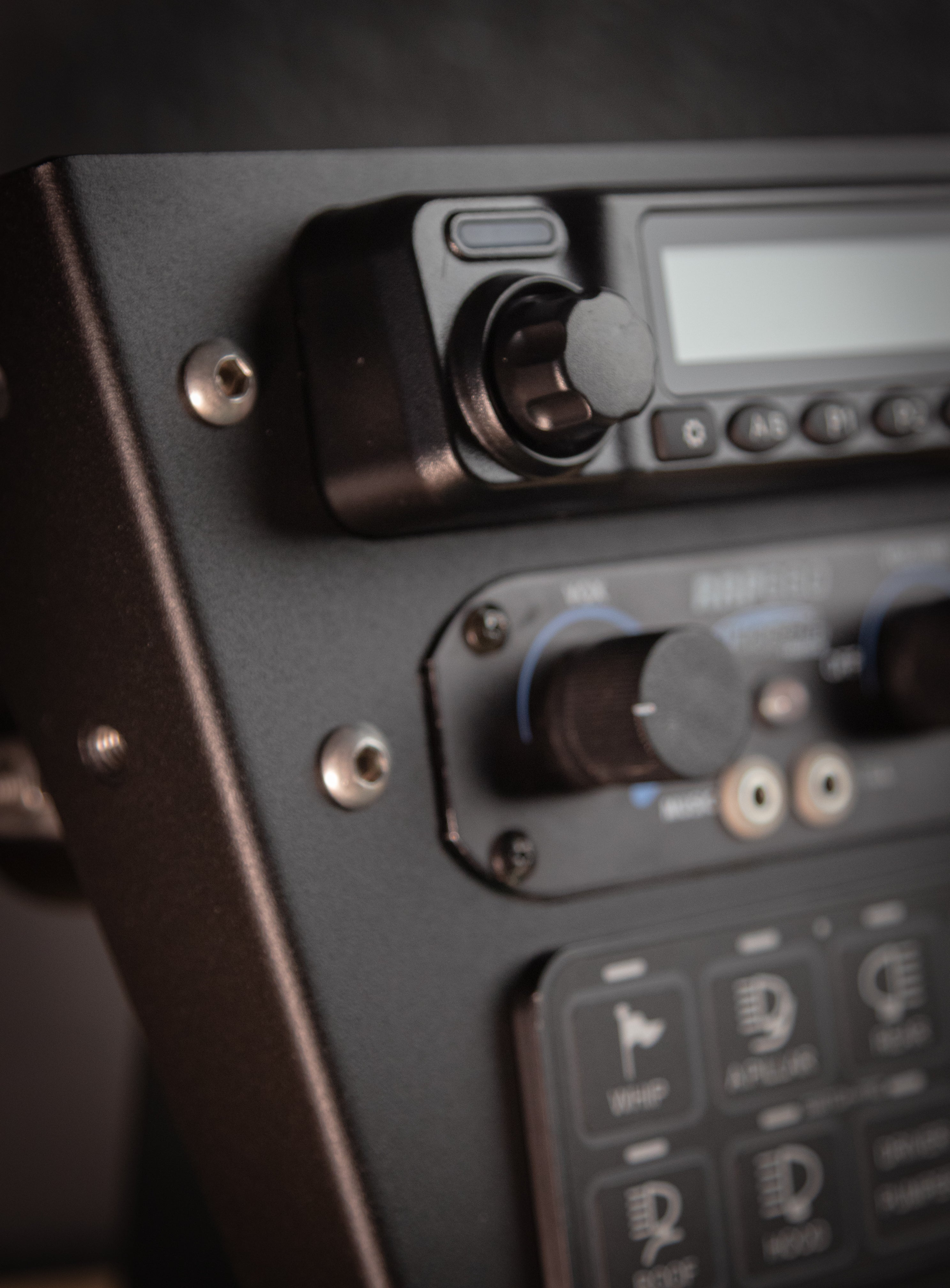 Rester à l'affût, SFM M1 Race Radio Mount Switchpro