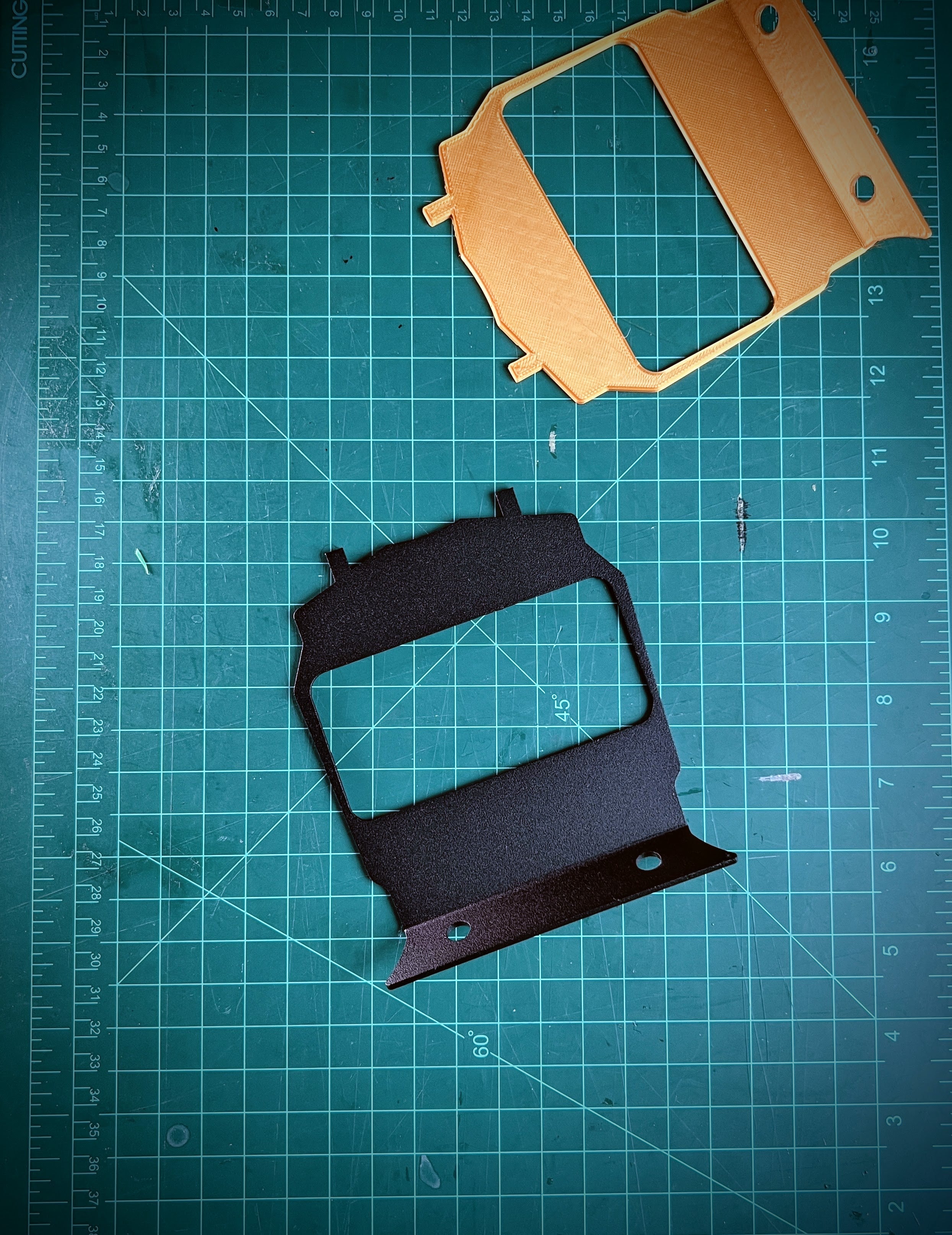 Rester à l'affût, SFM SwitchPro8 Lower Plate